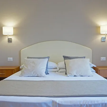 فندق مبيت وإفطار Susy Relais سانتّانييلّو