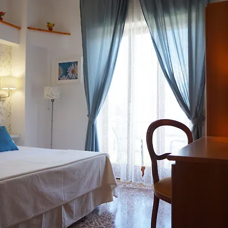 Susy Relais 4* سانتّانييلّو