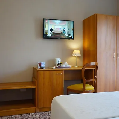 Susy Relais 3*
